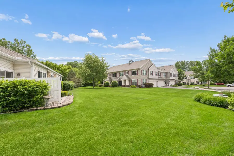 2013 Stahlke Way, Chaska, MN 55318 - #2