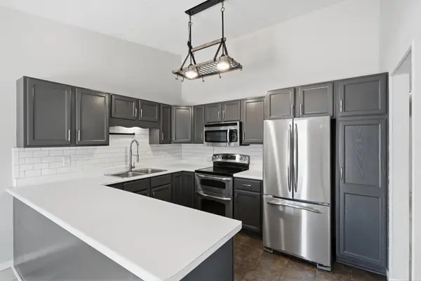 110972 Von Hertzen Circle, Chaska, MN 55318