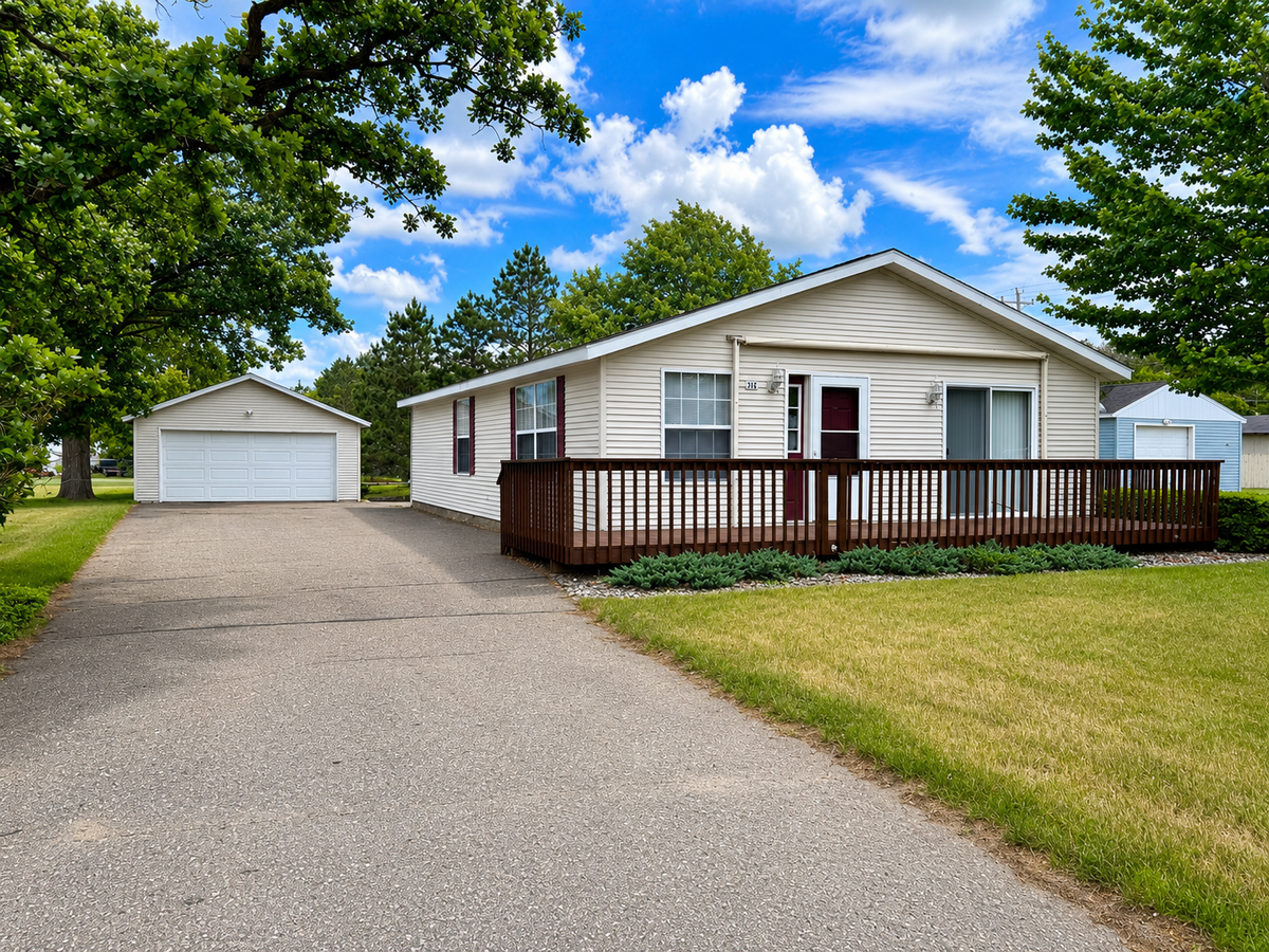 302 Central Avenue S, Park Rapids, MN 56470 - #1