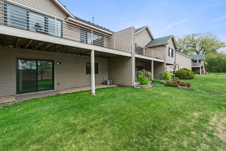 4233 93rd Avenue N, Brooklyn Park, MN 55443 - #3