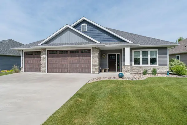 305 Dancing Waters Circle, Mankato, MN 56001