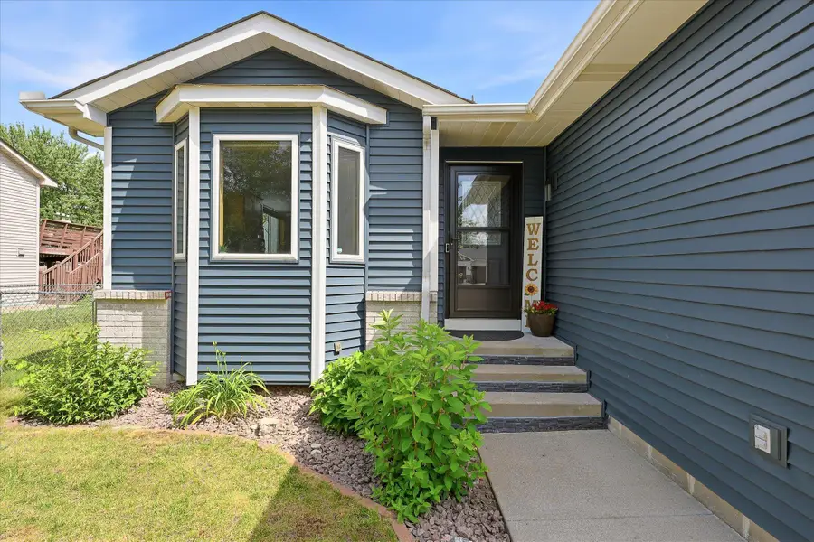 308 Elm Street Sw, Isanti, MN 55040 - #3