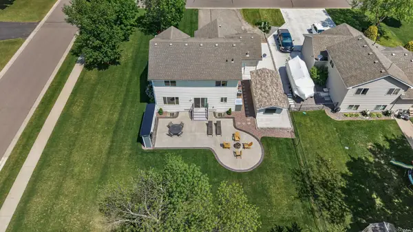 12295 63rd Street Ne, Albertville, MN 55301
