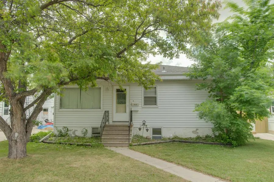 614 16th Street N, Moorhead, MN 56560 - #2