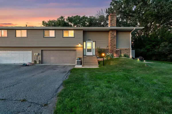 11954 70th Place N, Maple Grove, MN 55369