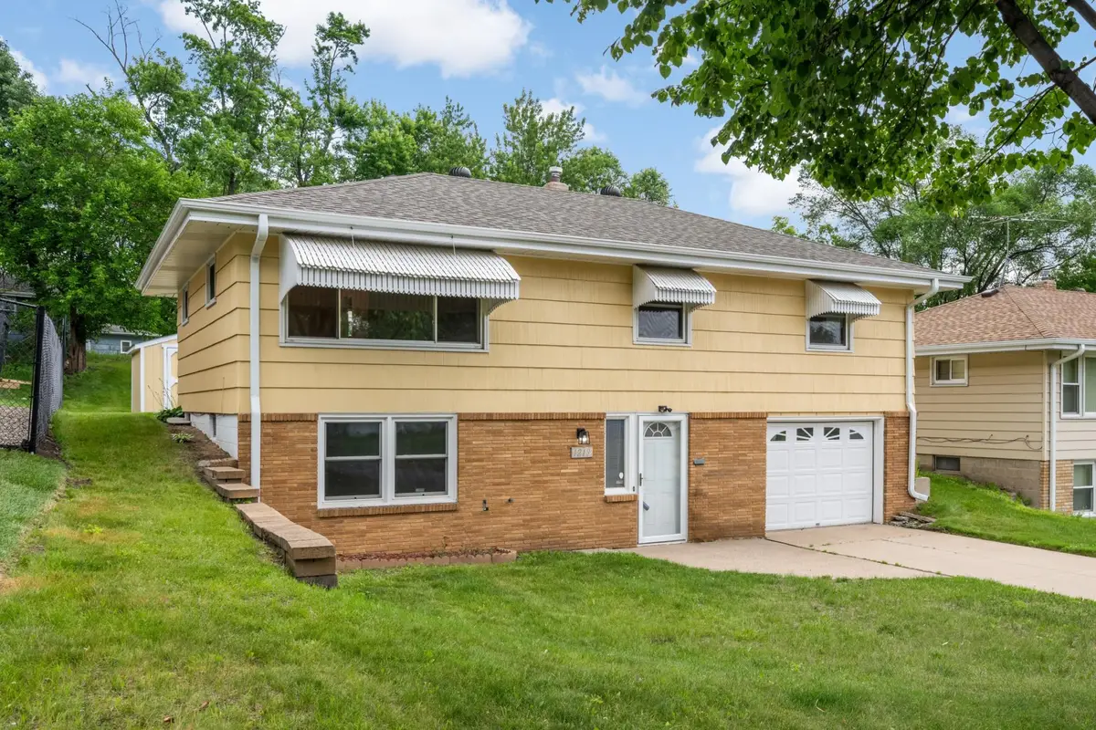 1218 Kent Street N, Saint Paul, MN 55117 - #1