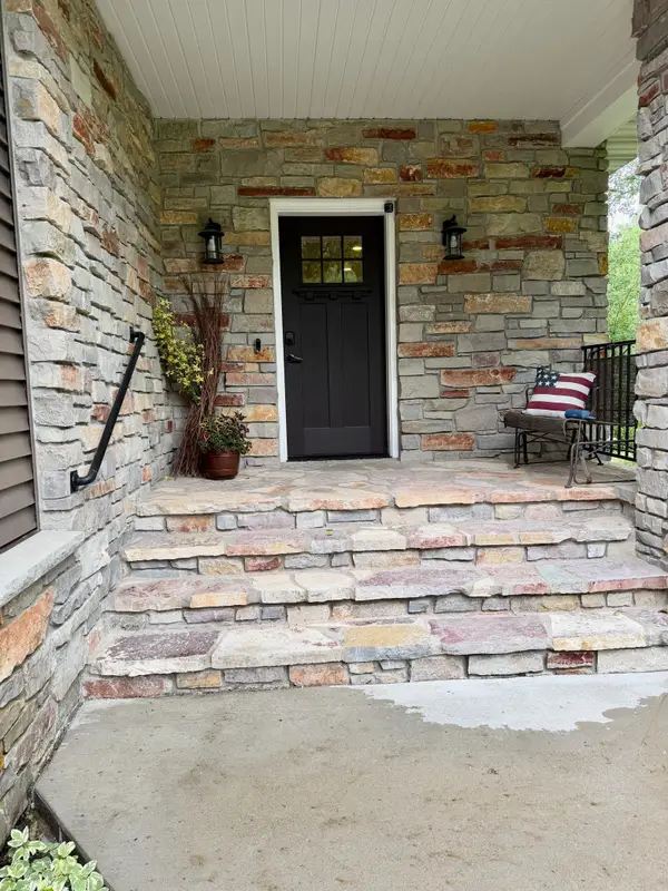 3335 Victoria Street N, Shoreview, MN 55126