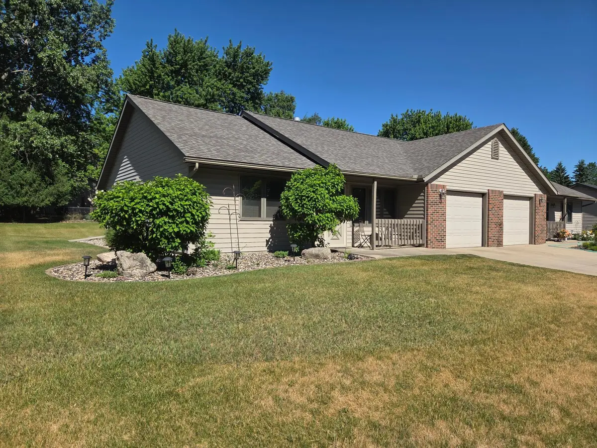 1845 Greenwood Drive, Albert Lea, MN 56007 - #1
