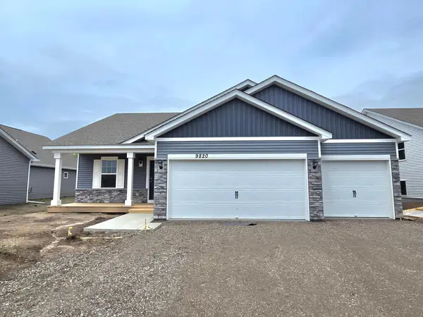9820 Upper 89th Street S, Cottage Grove, MN 55016