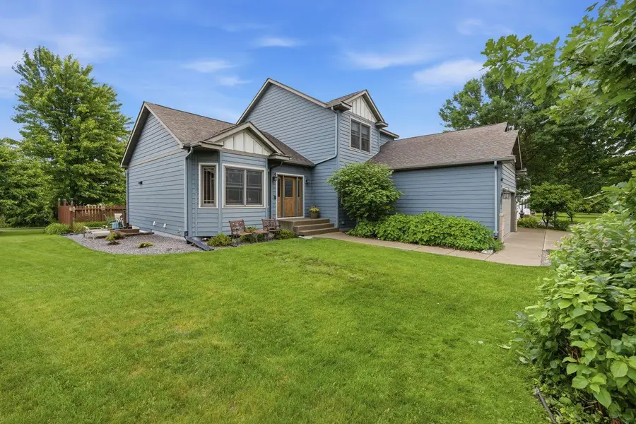 1124 Garden Brook Drive, Sauk Rapids, MN 56379 - #2