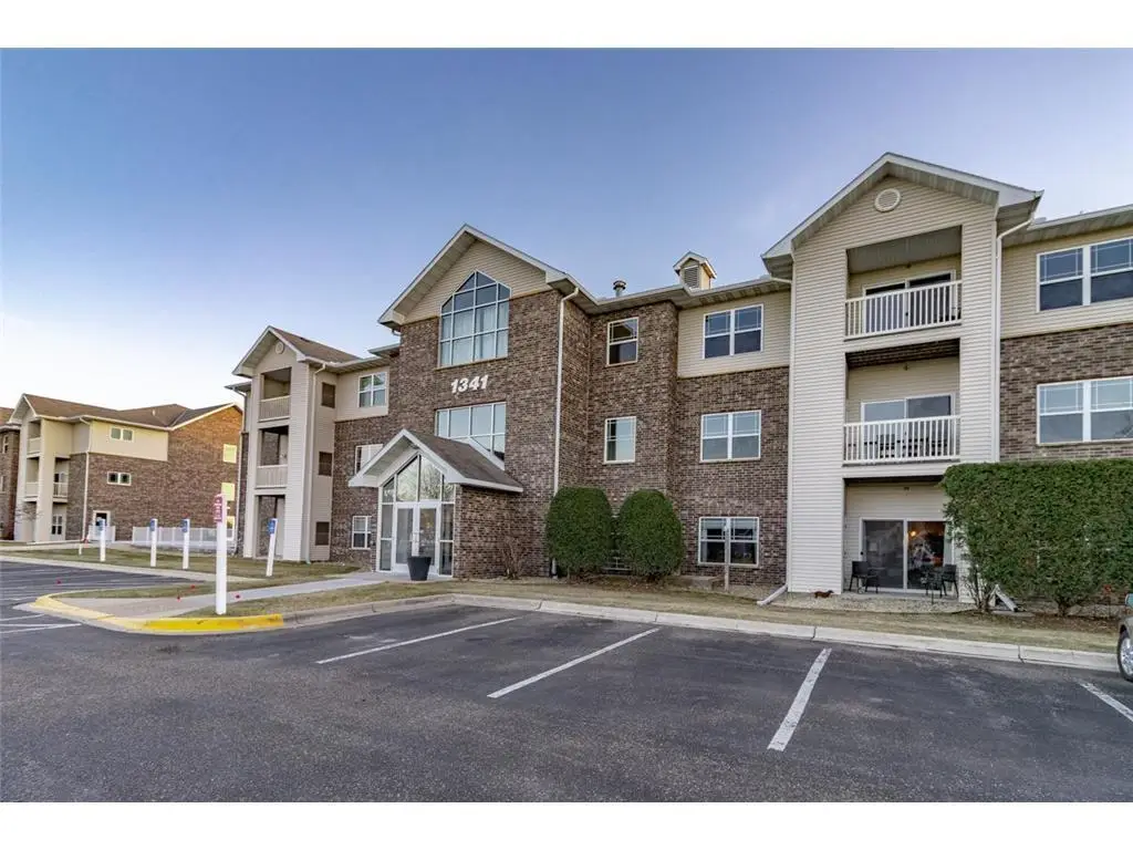1341 Lake Drive W #B111, Chanhassen, MN 55317 - #1