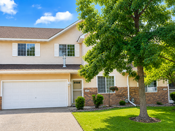3176 Juniper Lane #E, Woodbury, MN 55125