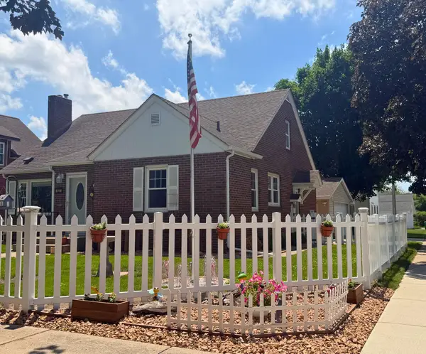 927 N State Street, New Ulm, MN 56073