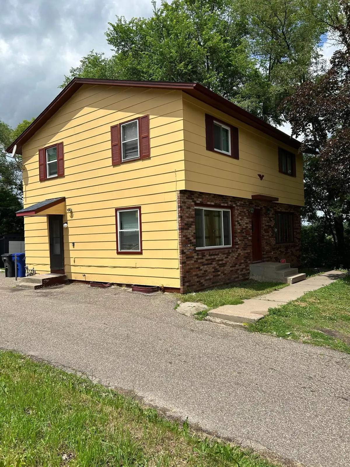 331 Mcknight Road S, Saint Paul, MN 55119 - #1