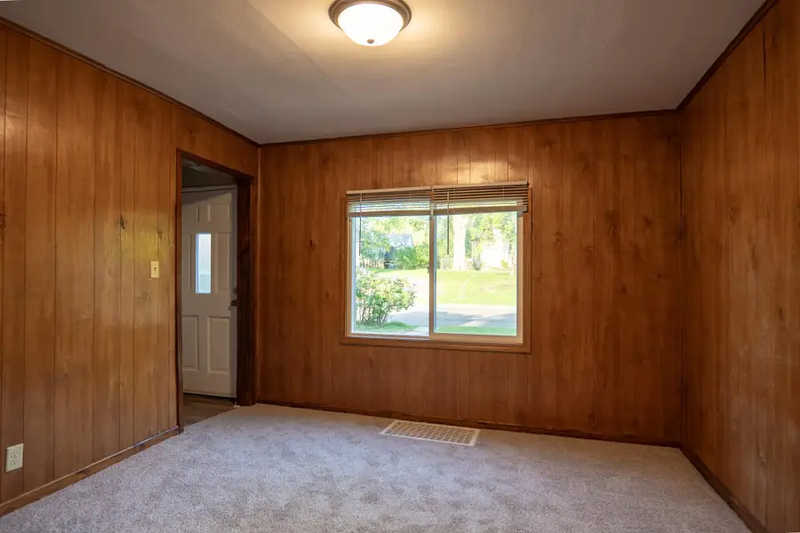 608 7th Avenue S, Hopkins, MN 55343 - #3