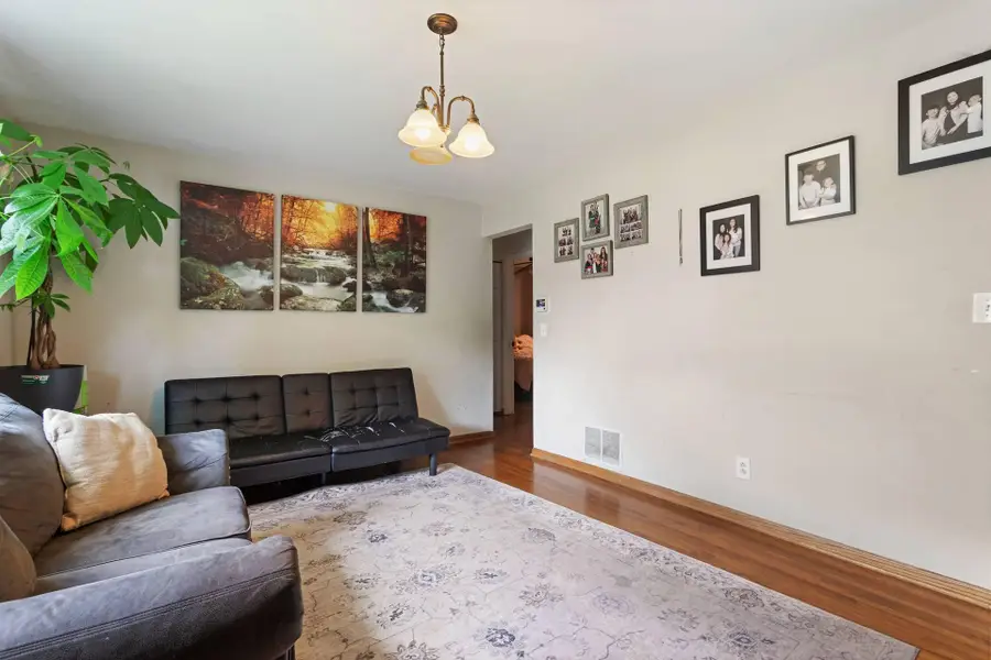 527 Emil Avenue, Shoreview, MN 55126 - #2