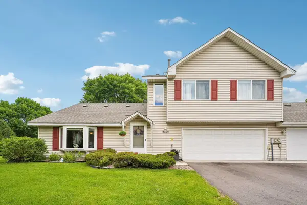 3654 Gershwin Lane N, Oakdale, MN 55128