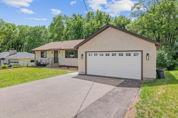 2593 Germain Street N, Maplewood, MN 55109