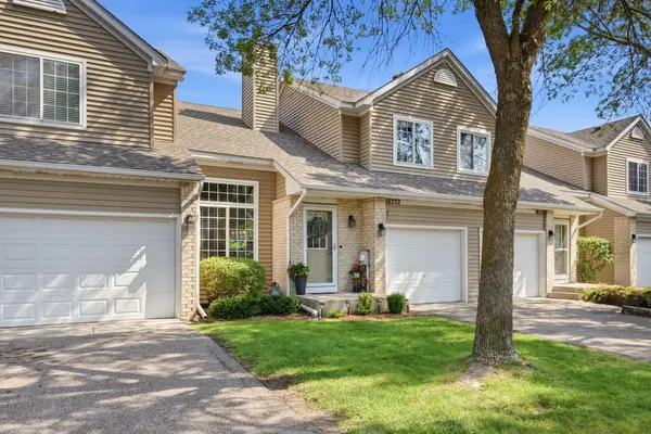18232 Warbler Lane, Eden Prairie, MN 55346