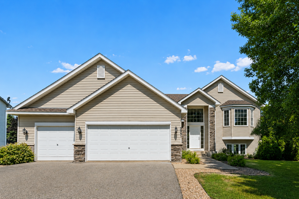 3951 Landings Drive, Saint Bonifacius, MN 55375 - #1