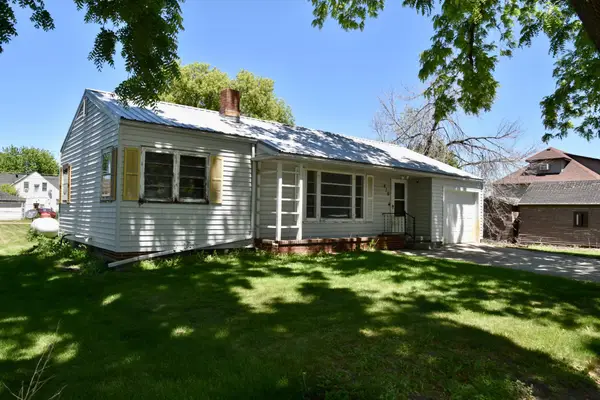 416 Grove Street, Melvin, IA 51350