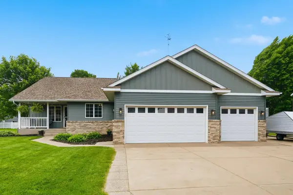 1411 8th Avenue N, Sartell, MN 56377