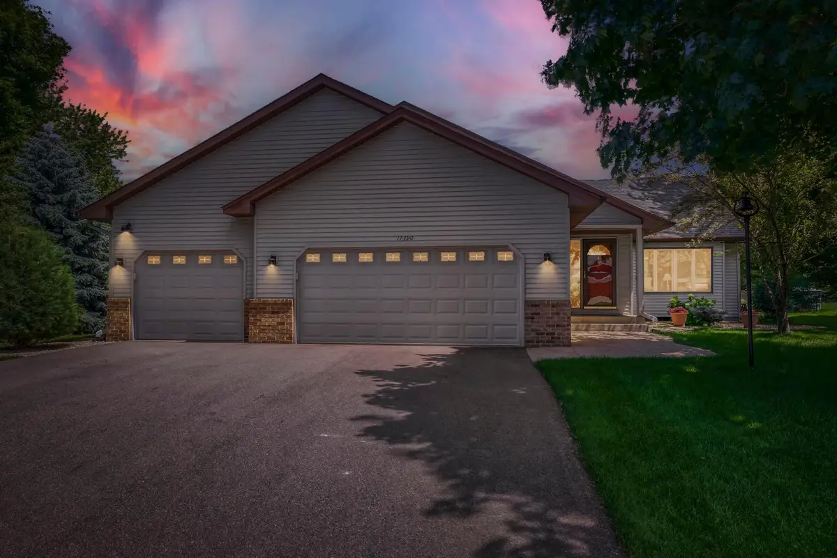 17390 Greenview Circle, Lakeville, MN 55044 - #1