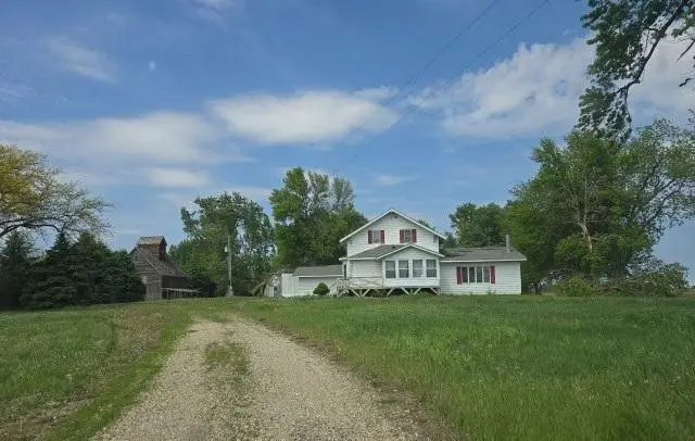 44375 60th Street, Blue Earth, MN 56013 - #1