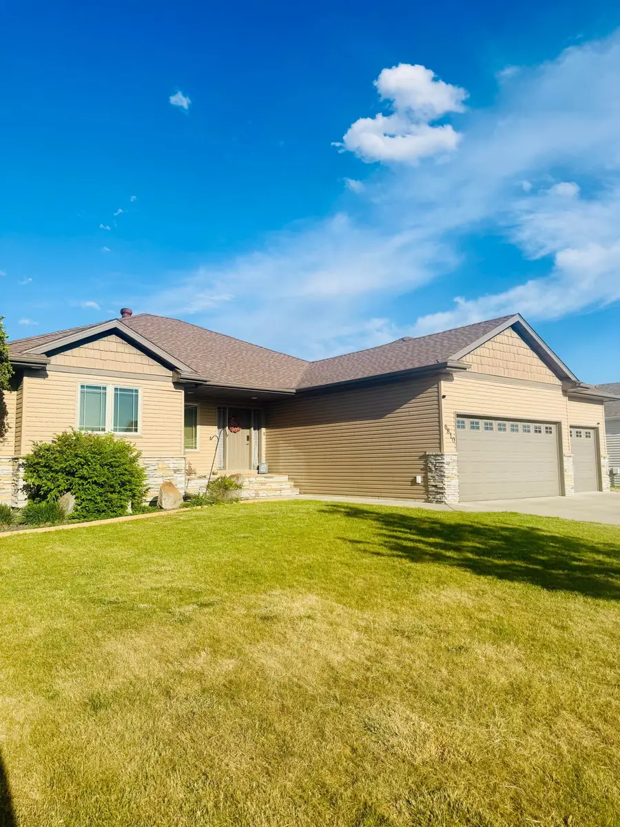6810 24 Street S, Fargo, ND 58104 - #2