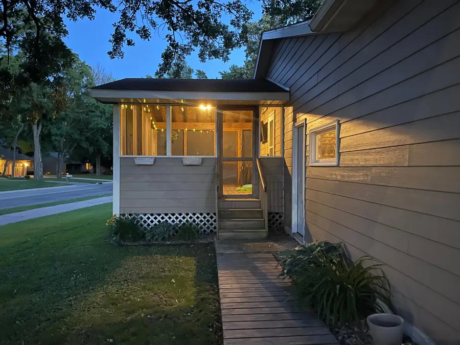 901 22nd Avenue Sw, Austin, MN 55912 - #2