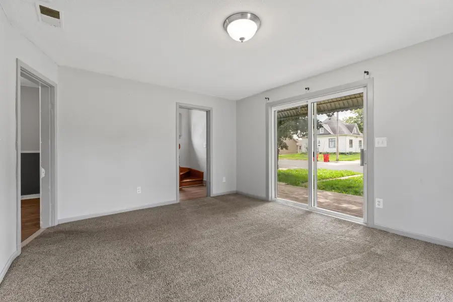 109 5th Street Ne, Stewartville, MN 55976 - #2
