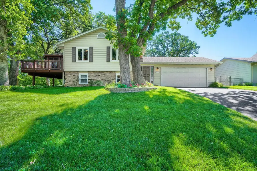 6715 Ashton Avenue Ne, Fridley, MN 55432 - #2