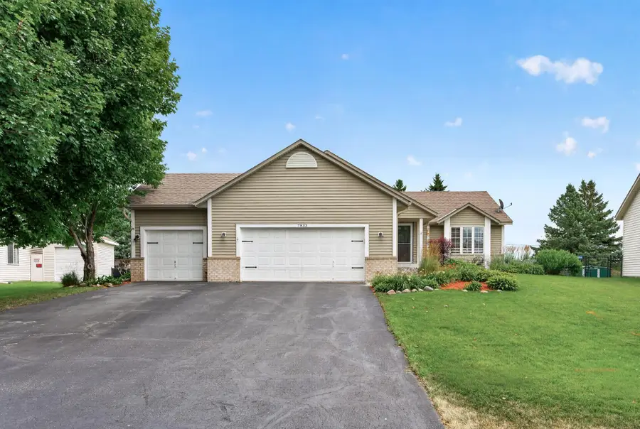 7833 Jorgensen Avenue S, Cottage Grove, MN 55016 - #2