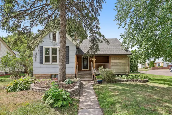 4571 1st Avenue, White Bear Lake, MN 55110