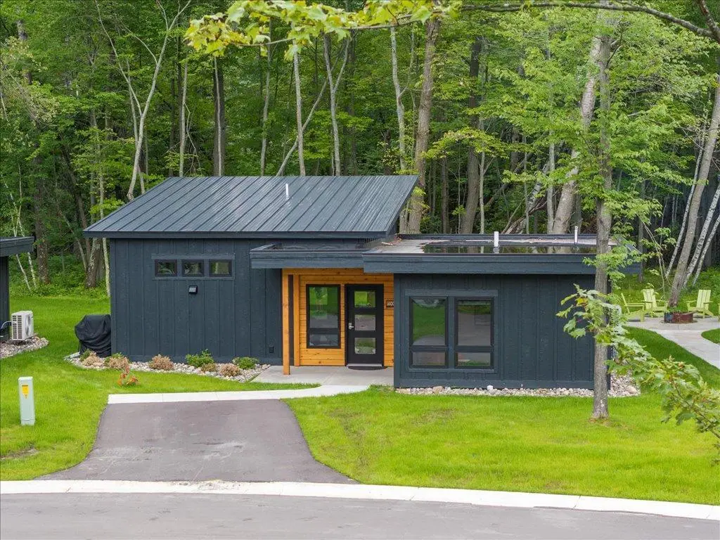 Quarterdeck Resort #404 9835 Adventure Way Sw, Nisswa, MN 56468 - #1
