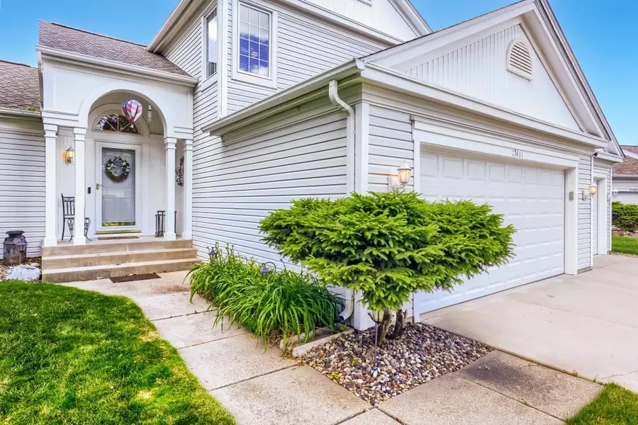 17411 Honeysuckle Court, Lakeville, MN 55044 - #3