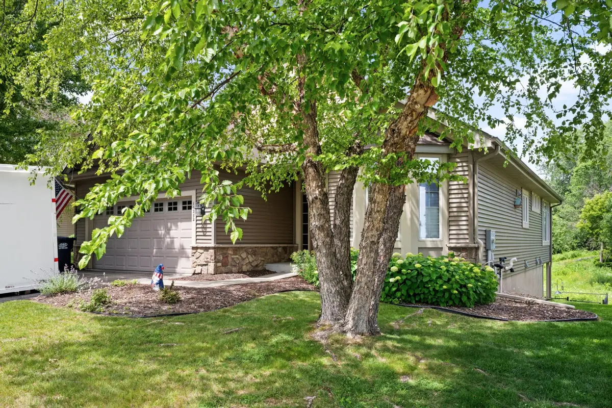 14252 Enclave Court Nw, Prior Lake, MN 55372 - #1