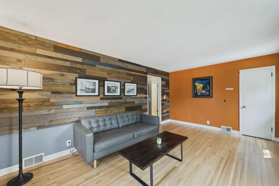 5901 Thomas Avenue S, Minneapolis, MN 55410 - #3