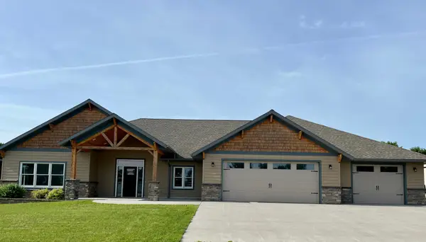 994 North Street, Wabasso, MN 56293