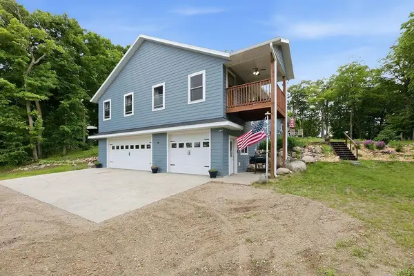 27884 86th Avenue S, Hawley, MN 56549