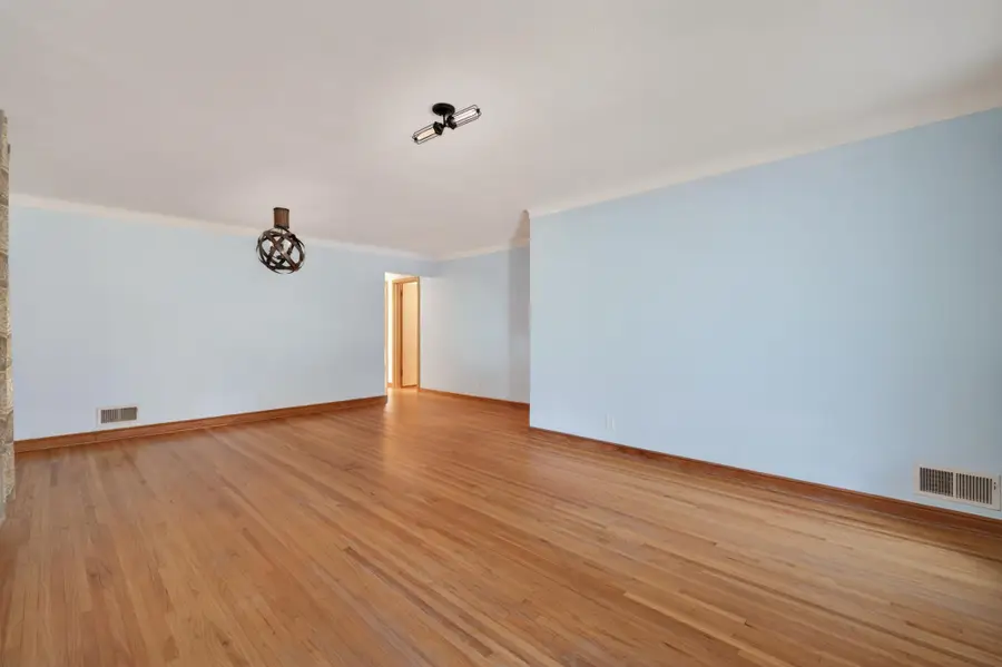 1257 Birmingham Street, Saint Paul, MN 55106 - #3