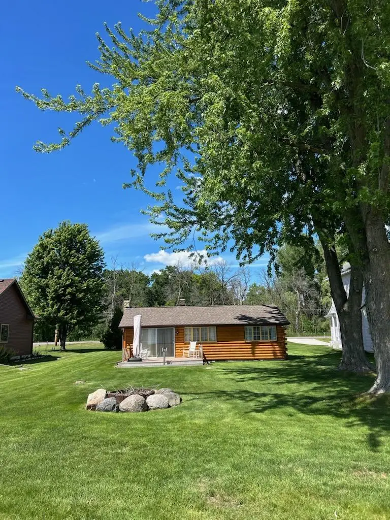 7925 N Shore Trail N, Forest Lake, MN 55025 - #3