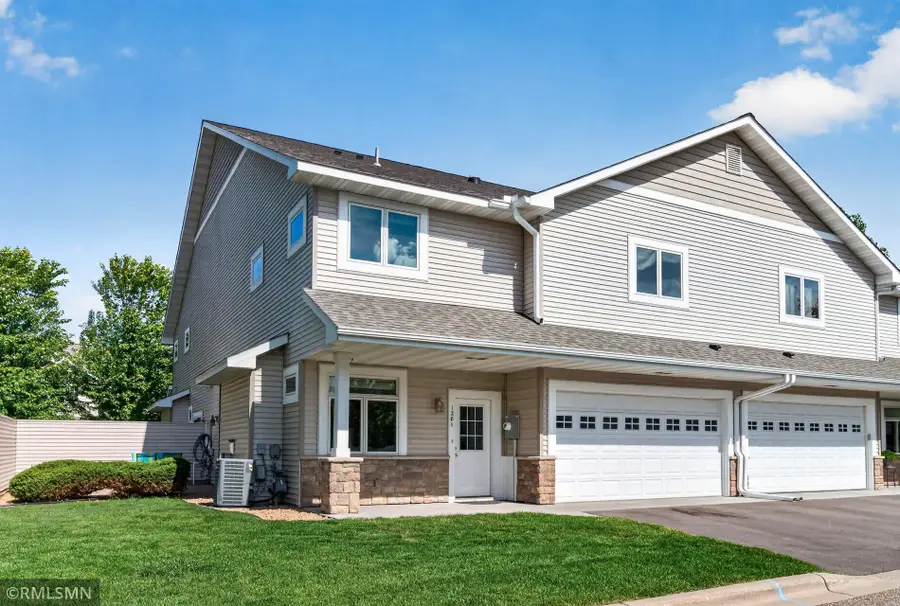 1281 County Road D Circle E, Vadnais Heights, MN 55109 - #2