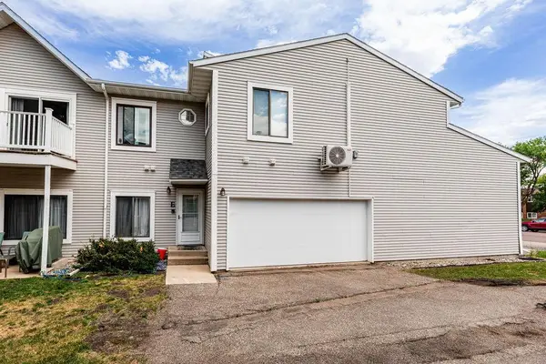 3311 15th Avenue S #E, Fargo, ND 58103
