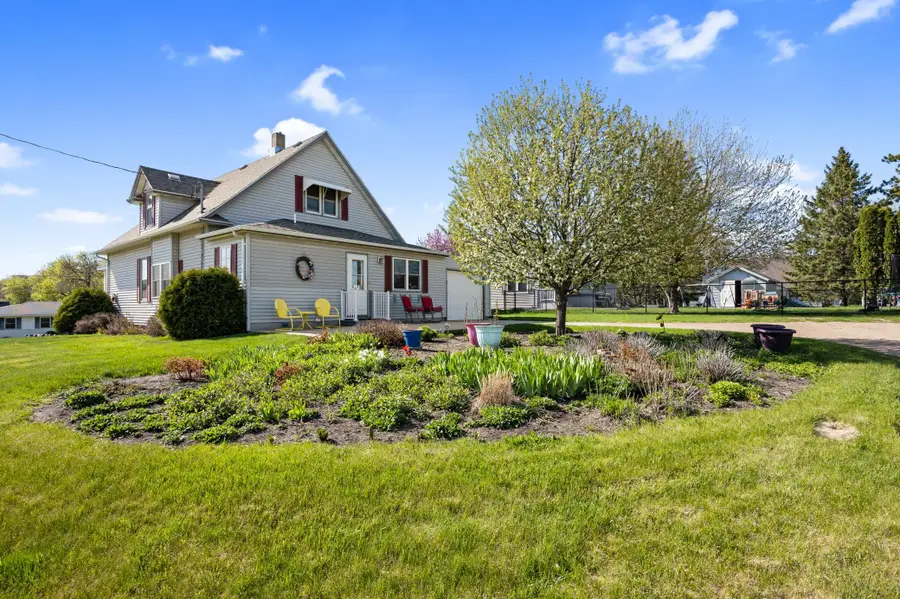 511 W 1st Avenue, Osakis, MN 56360 - #2