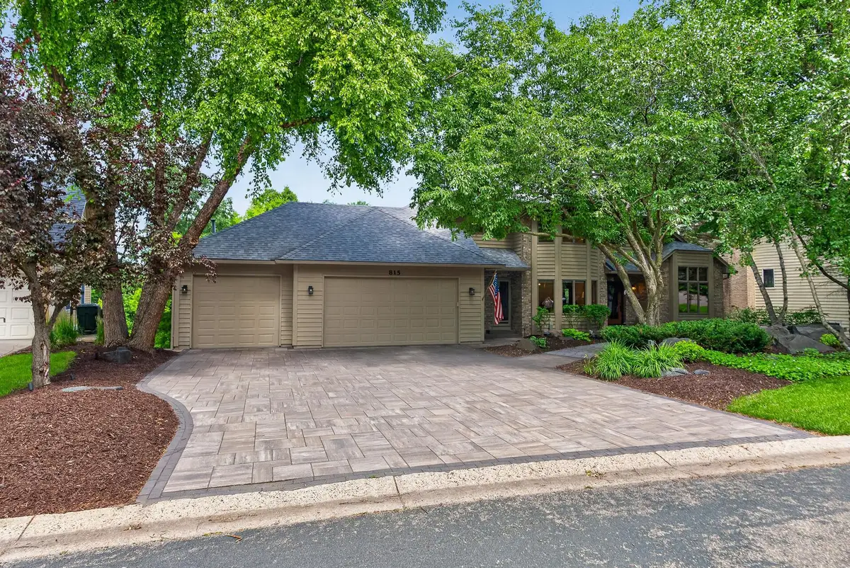 815 Promontory Place, Eagan, MN 55123 - #1