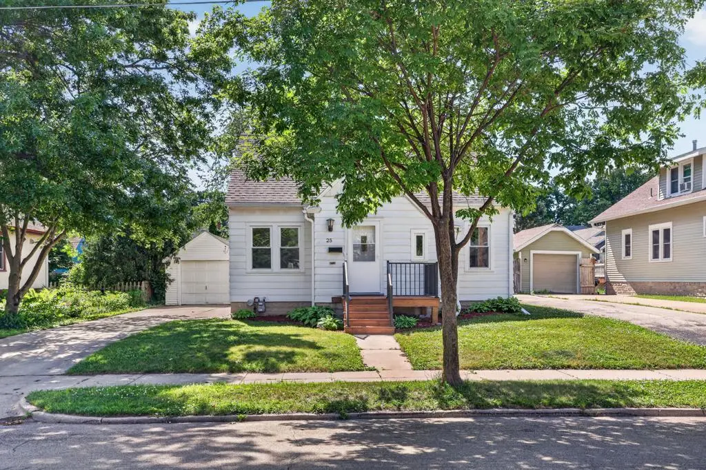 25 13th Avenue Se, Rochester, MN 55904 - #1