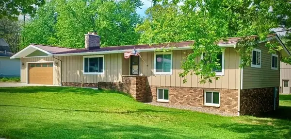 1121 E Laneville Avenue, Durand, WI 54736