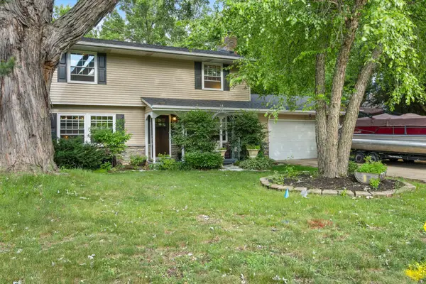 127 16th Avenue Nw, New Brighton, MN 55112