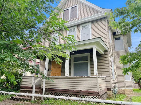 719 Sherburne Avenue, Saint Paul, MN 55104